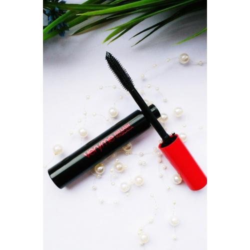 Oriflame Very Me, Fat Lash Mascara (Pogrubiający tusz do rzęs) - opinie | zdjęcie do recenzji od paulinoowo