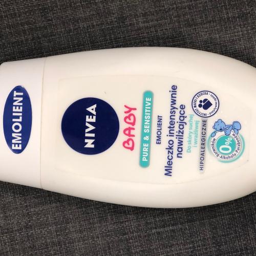 Nivea Baby,Pure & Sensitive Emolient, Mleczko intensywnie nawilżające - opinie | zdjęcie do recenzji od Anieg