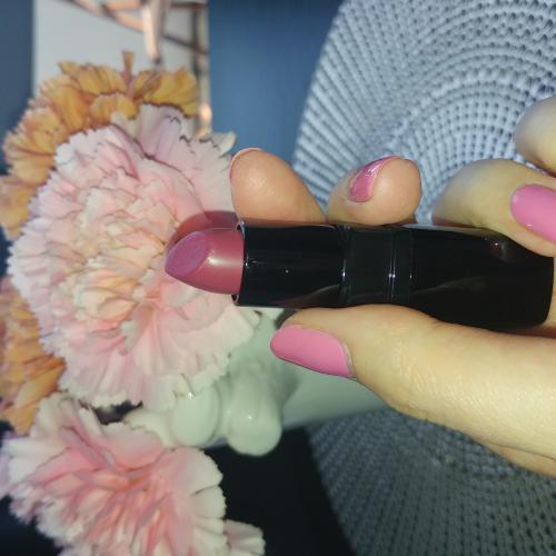 Inglot LipSatin Lipstick (Satynowa pomadka do ust) - opinie | zdjęcie do recenzji od Martynamajowa - 1