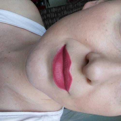 Inglot LipSatin Lipstick (Satynowa pomadka do ust) - opinie | zdjęcie do recenzji od Martynamajowa - 2