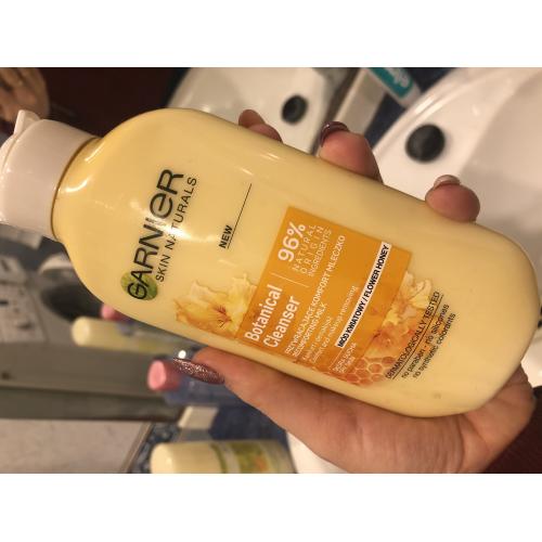 Garnier Botanical Cleanser, Nutri Honey, Recomforting Milk (Przywracające komfort mleczko do demakijażu) - opinie | zdjęcie do recenzji od Werka205