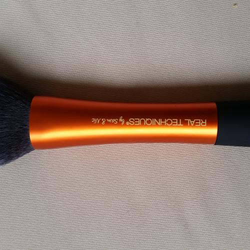 Real Techniques Powder Brush 01401 (Pędzel do pudru) - opinie | zdjęcie do recenzji od weroncia85 - 2