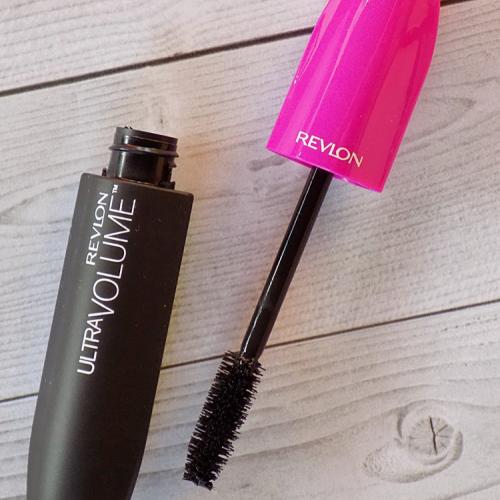 Revlon Ultra Volume Mascara (Tusz pogrubiający) - opinie | zdjęcie do recenzji od ksanaru