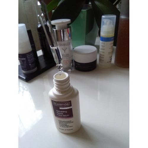 Bielenda Professional Power of Nature, Odbudowujące serum naprawcze do twarzy z ekstraktem ze śluzu ślimaka - opinie | zdjęcie do recenzji od wrola1 - 2