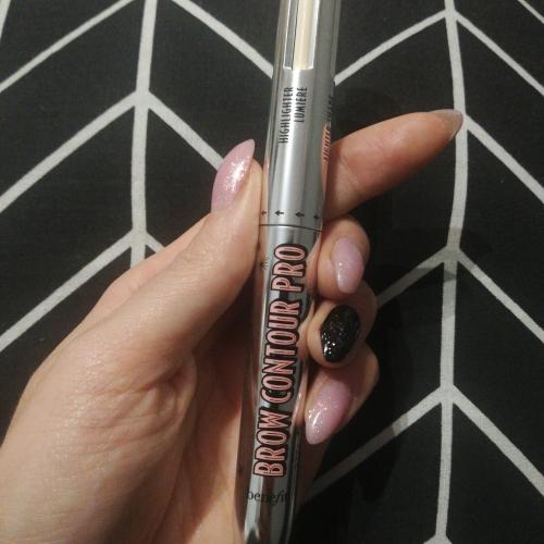 BeneFit Brow Contour Pro (Kredka do konturowania 4 w 1) - opinie | zdjęcie do recenzji od Sann00 - 2