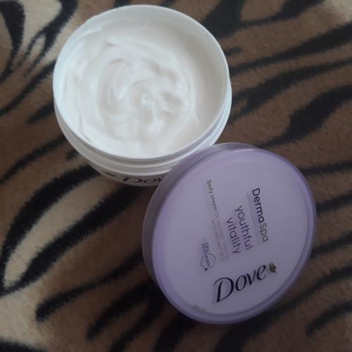 Dove Derma SPA, Youthfull Vitality, Krem do ciała przywracający skórze sprężystość oraz młodzieńczy blask - opinie | zdjęcie do recenzji od martus2803