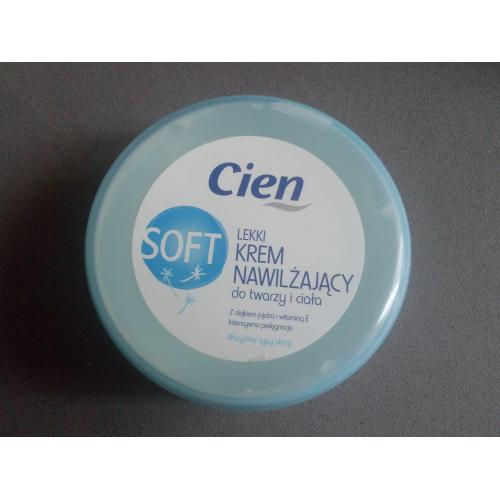 Cien Soft, Moisturizing Body Cream (Lekki krem nawilżający do twarzy i ciała z olejkiem z jojoba i witaminą E (stara wersja)) - opinie | zdjęcie do recenzji od Jamamjuzdosc - 1