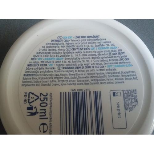 Cien Soft, Moisturizing Body Cream (Lekki krem nawilżający do twarzy i ciała z olejkiem z jojoba i witaminą E (stara wersja)) - opinie | zdjęcie do recenzji od Jamamjuzdosc - 2