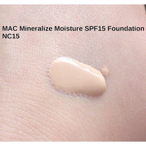 M.A.C. Mineralize, Moisture Fluid SPF 15 Foundation (Podkład nawilżający) - opinie | zdjęcie do recenzji od Odylena - 1