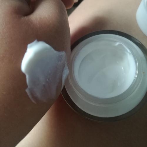 Avon Nutra Effects, Hydration Daily Cream (Nawilżający krem na dzień) - opinie | zdjęcie do recenzji od Patrycja_2018 - 2