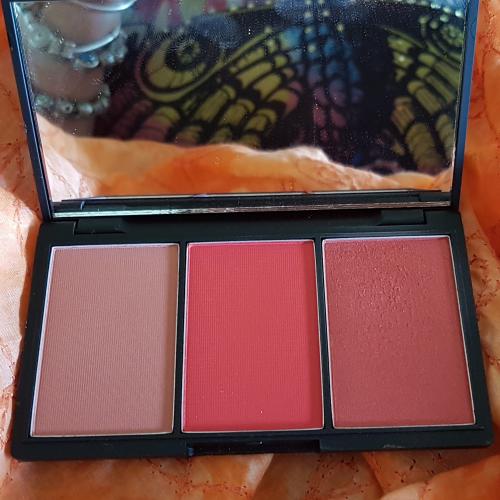 Sleek Make Up Blush by 3 (Potrójny róż do policzków) - opinie | zdjęcie do recenzji od Iwona_C - 2