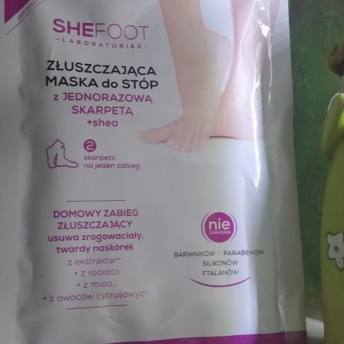 SheFoot Złuszczająca maska do stóp z jednorazową skarpetą - opinie | zdjęcie do recenzji od miedzia93
