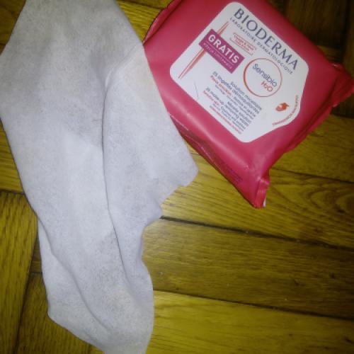 Bioderma Sensibio H2O, Make-up Removing Wipes (Chusteczki pielęgnacyjne dla cery wrażliwej) - opinie | zdjęcie do recenzji od JustynaJusia