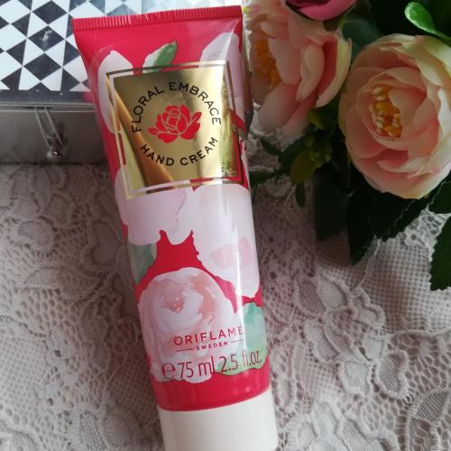 Oriflame Floral Embrace, Hand Cream (Krem do rąk) - opinie | zdjęcie do recenzji od dastiinqa