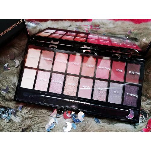 Revolution Beauty (Makeup Revolution) New-trals vs Neutrals Palette (Paleta 16 cieni do oczu) - opinie | zdjęcie do recenzji od Paoleandra - 1