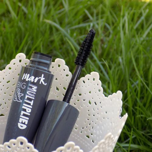 Avon Mark., Big & Multiplied Volume Mascara (Pogrubiający i rozdzielający tusz do rzęs) - opinie | zdjęcie do recenzji od ksanaru - 1