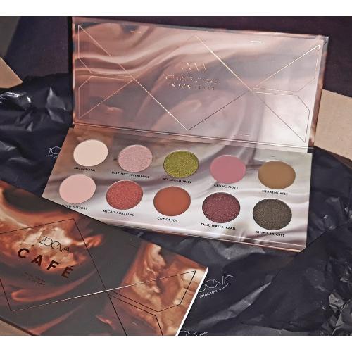 Zoeva Cafe, Eyeshadow Palette (Paleta 10 cieni) - opinie | zdjęcie do recenzji od Hiyori - 1