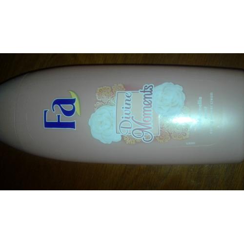 Fa Divine Moments, Shower Cream (Żel pod prysznic) - opinie | zdjęcie do recenzji od KITKA_23 - 1