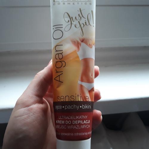 Eveline Cosmetics Just Epil! Argan Oil Sensitive, Ultradelikatny krem do depilacji miejsc wrażliwych - opinie | zdjęcie do recenzji od martus2803