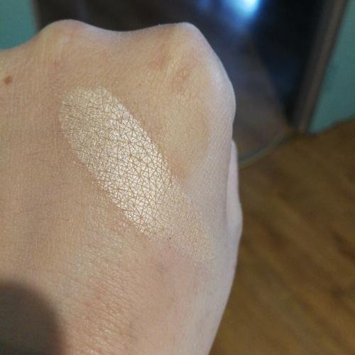 My Secret Sparkling Beige, Face Illuminator Powder (Wypiekany puder rozświetlający) - opinie | zdjęcie do recenzji od Pauliiin