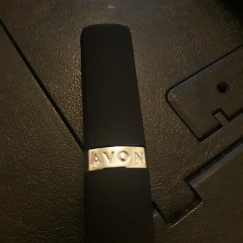 Avon Delicate Matte Lipstick (Szminka matowa) - opinie | zdjęcie do recenzji od katjaaa1989 - 2