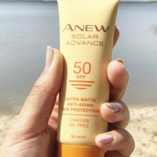 Avon Anew, Solar Advance, Ultra Matte Anti -Aging Sun Protection SPF 50 (Odmładzający ochronny krem do twarzy SPF 50) - opinie | zdjęcie do recenzji od angelika886