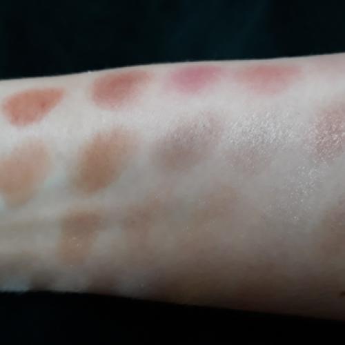Revolution Beauty (Makeup Revolution) Flawless 3 Resurrection, Ultra 32 Eyeshadow Palette (Profesjonalna paleta 32 cieni do powiek) - opinie | zdjęcie do recenzji od dominika_dal - 8