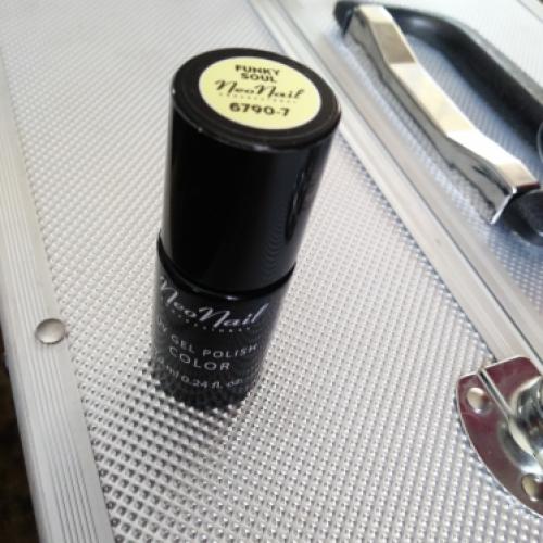 NeoNail Funky Soul, UV Gel Polish Color (Lakier hybrydowy) - opinie | zdjęcie do recenzji od Martuszkat