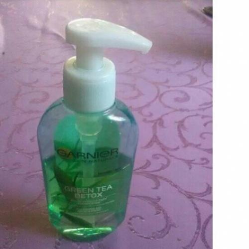 Garnier Skin Naturals [Skinactive],  Green Tea Detox,  Purifying Botanical Gel Wash with Green Tea (Oczyszczający żel do mycia twarzy) - opinie | zdjęcie do recenzji od Kamea2000 - 3