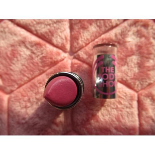 The Body Shop Color Crush Lipstick (Szminka) - opinie | zdjęcie do recenzji od Kajmak27 - 2