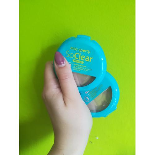 Miss Sporty So Clear, Anti - Spot Pressed Powder (Antybakteryjny puder prasowany (nowa wersja)) - opinie | zdjęcie do recenzji od misiamilanowska