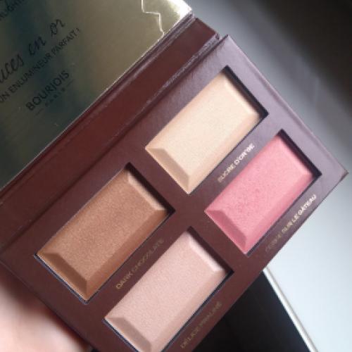 Bourjois Delice De Poudre, Highlighting Palette (Paleta rozświetlaczy) - opinie | zdjęcie do recenzji od amandat92 - 2