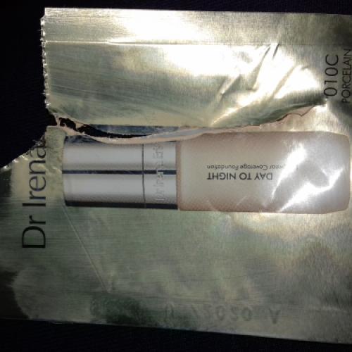 Dr Irena Eris Day to Night Longwear Coverage Foundation 24h (Podkład do twarzy) - opinie | zdjęcie do recenzji od misiowata_misia - 4