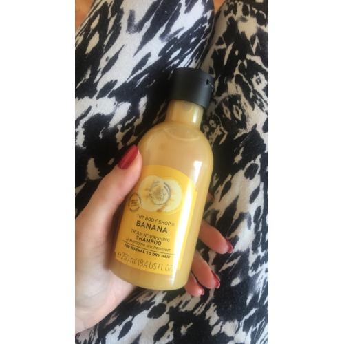 The Body Shop Banana Shampoo (Szampon do włosów) - opinie | zdjęcie do recenzji od rozarozewicz - 2