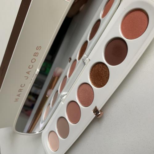 Marc Jacobs Eye Conic Coconut, Eyeshadow Palette (Paleta cieni do powiek) - opinie | zdjęcie do recenzji od callmequeenbi - 1