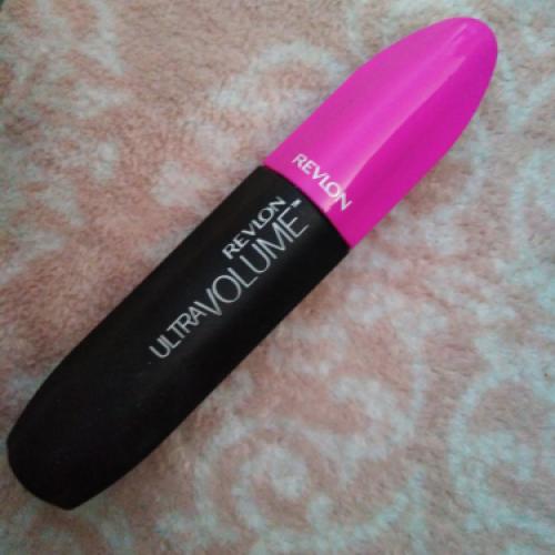 Revlon Ultra Volume Mascara (Tusz pogrubiający) - opinie | zdjęcie do recenzji od Anross