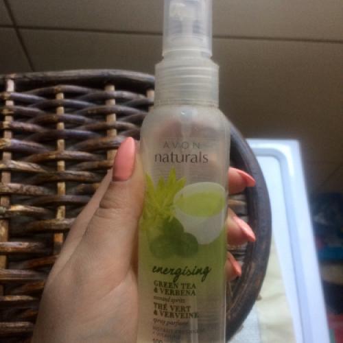 Avon Naturals, Green Tea & Verbena, Scented Spritz (Mgiełka zapachowa do ciała `Zielona herbata i werbena`) - opinie | zdjęcie do recenzji od kama_m1