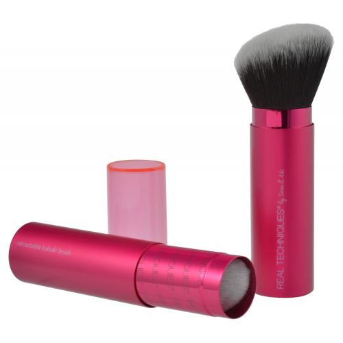 Real Techniques Retractable Kabuki Brush 01418 (Wysuwany skośny pędzel kabuki) - opinie | zdjęcie do recenzji od Noor - 2