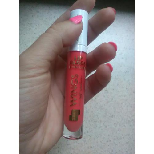 AA Wings of Color Lip Gloss Ultra Care (Błyszczyk do ust) - opinie | zdjęcie do recenzji od Kamea2000