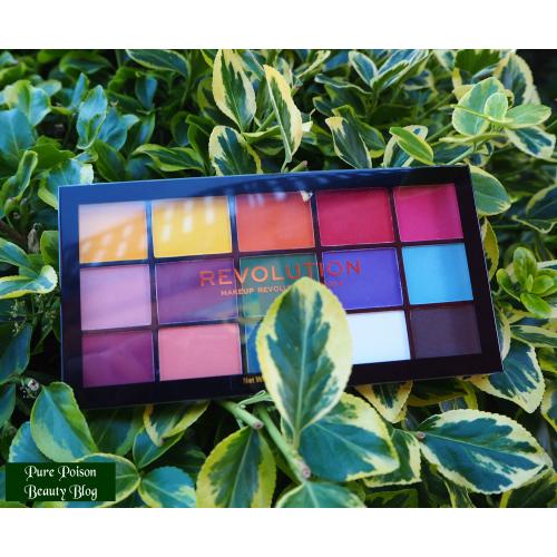 Revolution Beauty (Makeup Revolution) Reloaded Marvellous Mattes Eyeshadow Palette (Paletka 15 cieni do powiek) - opinie | zdjęcie do recenzji od julla007 - 3