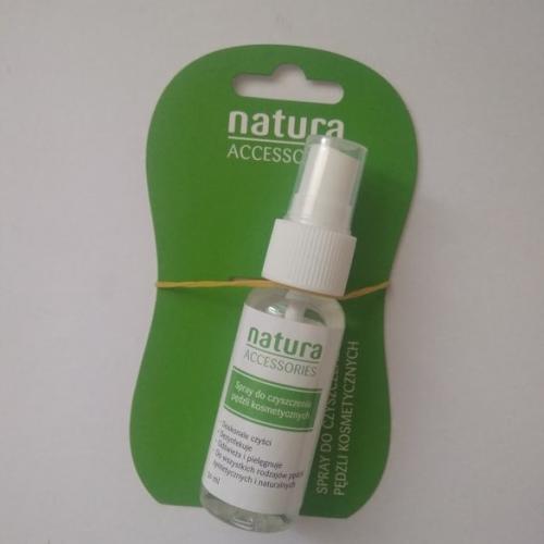 Natura Accessories Spray do czyszczenia pędzli kosmetycznych - opinie | zdjęcie do recenzji od MoniaPasi