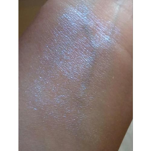 Avon Mark, Flashlight FX Illuminating Drops (Rozświetlacz do twarzy w płynie) - opinie | zdjęcie do recenzji od MartulaMB - 3