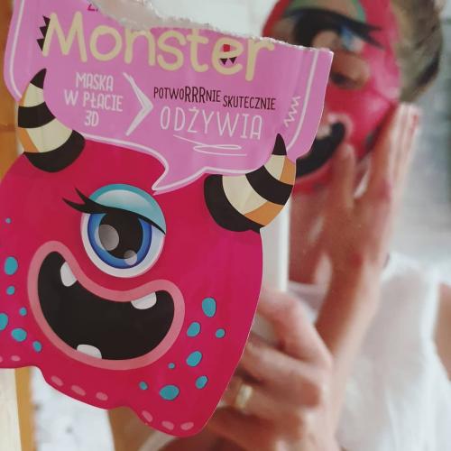 Bielenda Monster, Maska w płacie 3D odżywcza `Zalotna Baśka` - opinie | zdjęcie do recenzji od roccco20