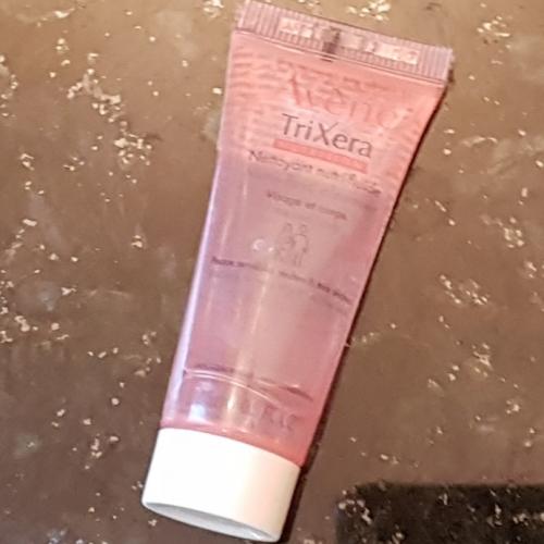 Eau Thermale Avène TriXera Nutrition, Nettoyant Multi-fluide (Żel oczyszczający do twarzy i ciała) - opinie | zdjęcie do recenzji od Iwona_C