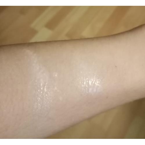 Essence Glow to Go, Illuminating Setting Spray (Rozświetlająca mgiełka utrwalająca do twarzy) - opinie | zdjęcie do recenzji od 6d74a1f1832b8fb205aac8124833f6679e038eac_604c00936076f - 1