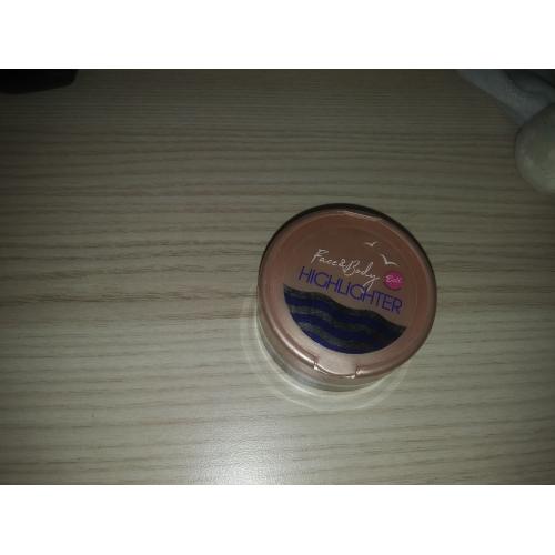 Bell Sun Sea & Ice Cream, Face & Body Highlighter (Sypki rozświetlacz) - opinie | zdjęcie do recenzji od czaderka222 - 1