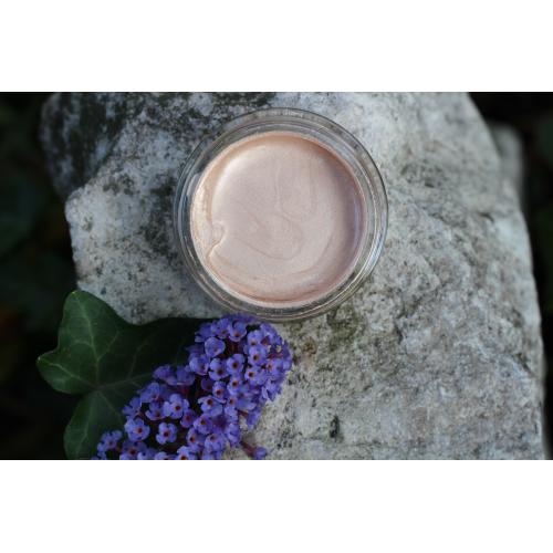 Too Faced You're So Jelly Highlighter (Rozświetlacz w galaretce) - opinie | zdjęcie do recenzji od Szitaszi