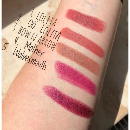 Kat Von D Studded Kiss Lipstick (Długotrwała szminka do ust) - opinie | zdjęcie do recenzji od fidessmj