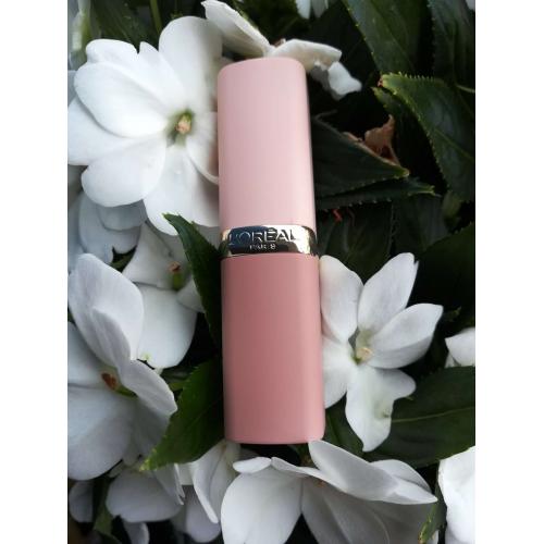 L'Oreal Paris Color Riche, Ultra-Matte Nude Lipstick (Matowa szminka do ust) - opinie | zdjęcie do recenzji od weroncia85 - 2