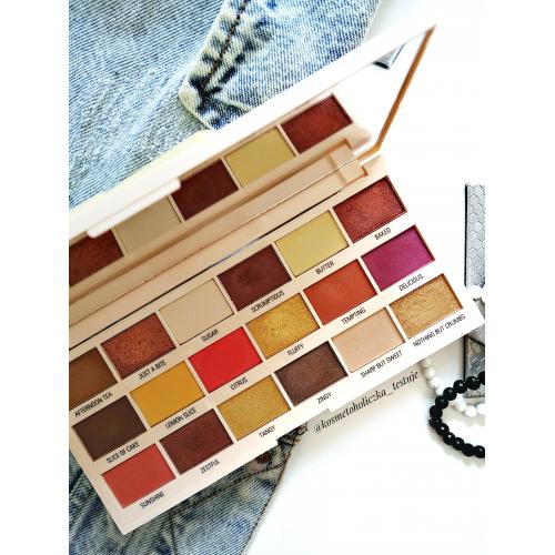 I Heart Revolution Lemon Drizzle Chocolate Shadow Palette (Paleta 18 cieni do powiek) - opinie | zdjęcie do recenzji od kosmetoholiczka_testuje